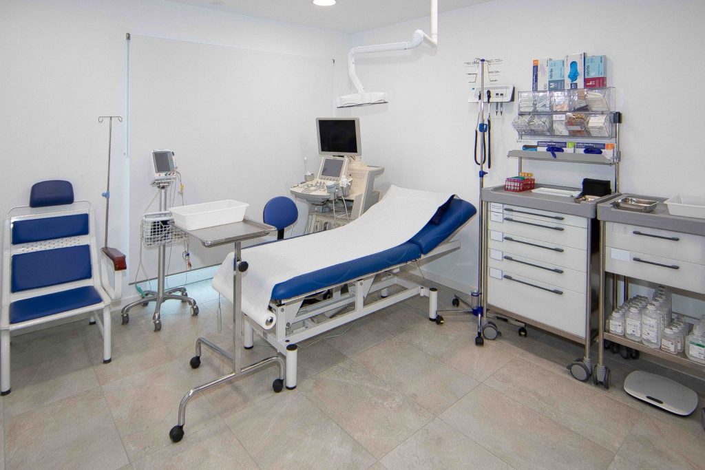 SALA DE OBSERVACION -CLINICA CALAEGOS